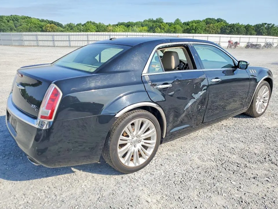 2013 CHRYSLER 300C   