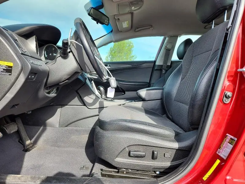 2013 HYUNDAI SONATA SE  