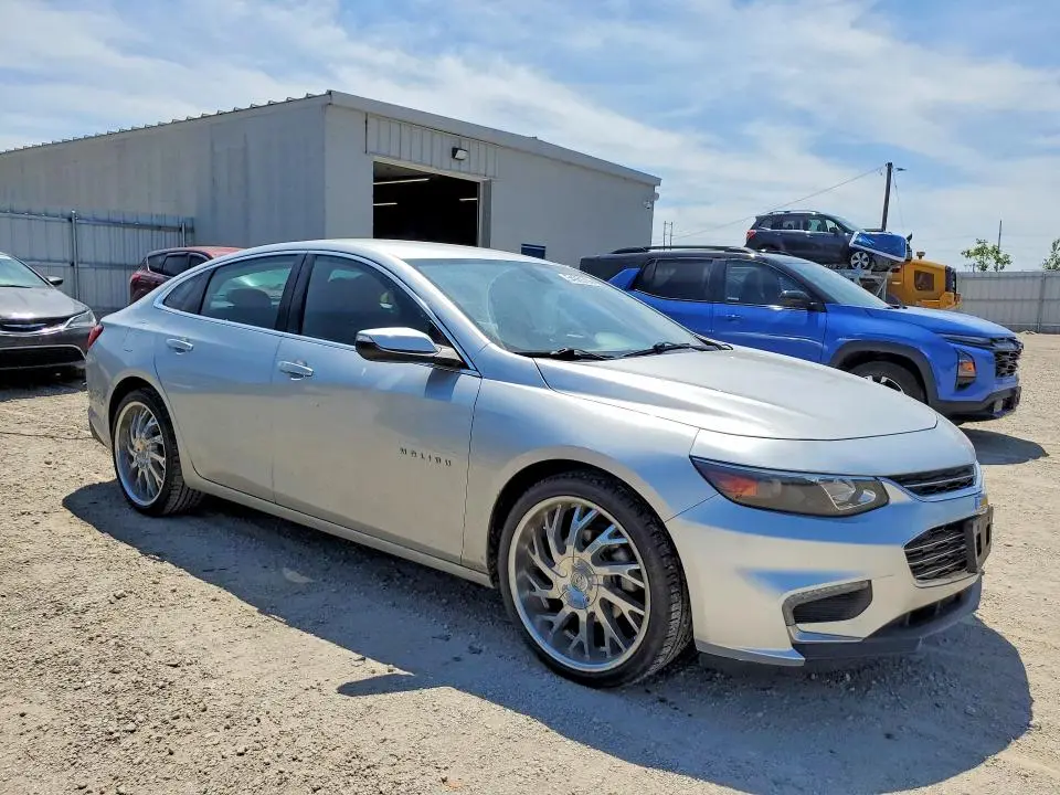 2017 CHEVROLET MALIBU LT  