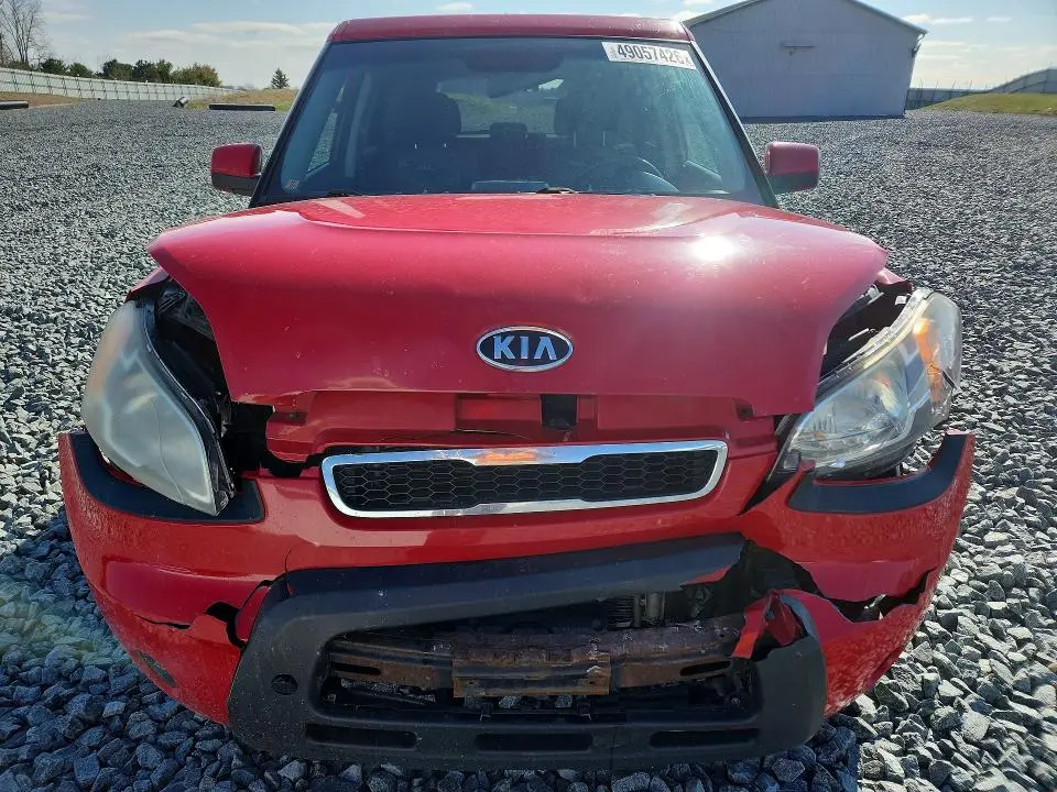 2011 KIA SOUL +  