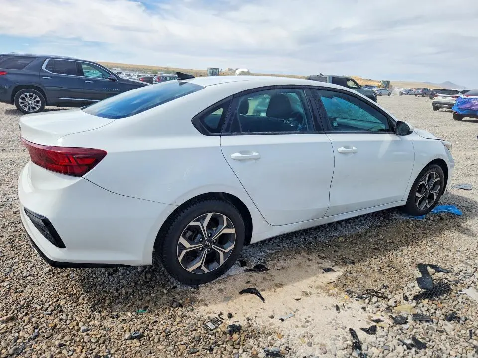 2019 KIA FORTE LXS  