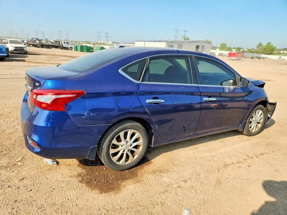 2017 NISSAN SENTRA SV  