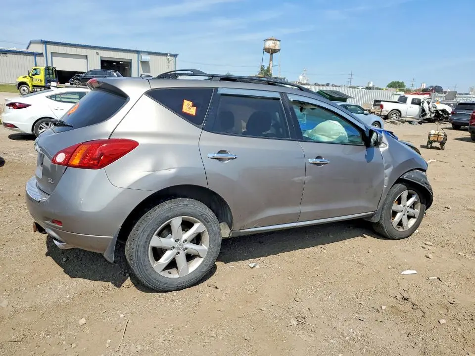 2010 NISSAN MURANO S  