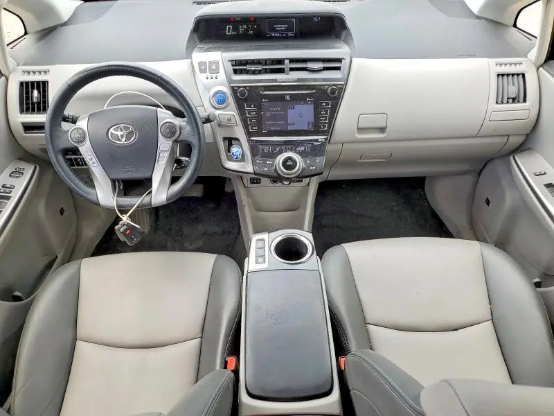 2016 TOYOTA PRIUS V FIVE  