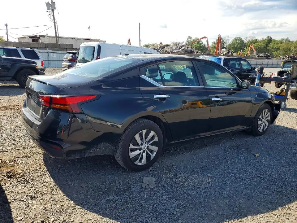 2019 NISSAN ALTIMA S  