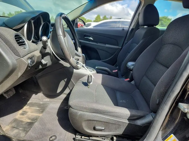 2012 CHEVROLET CRUZE LT  