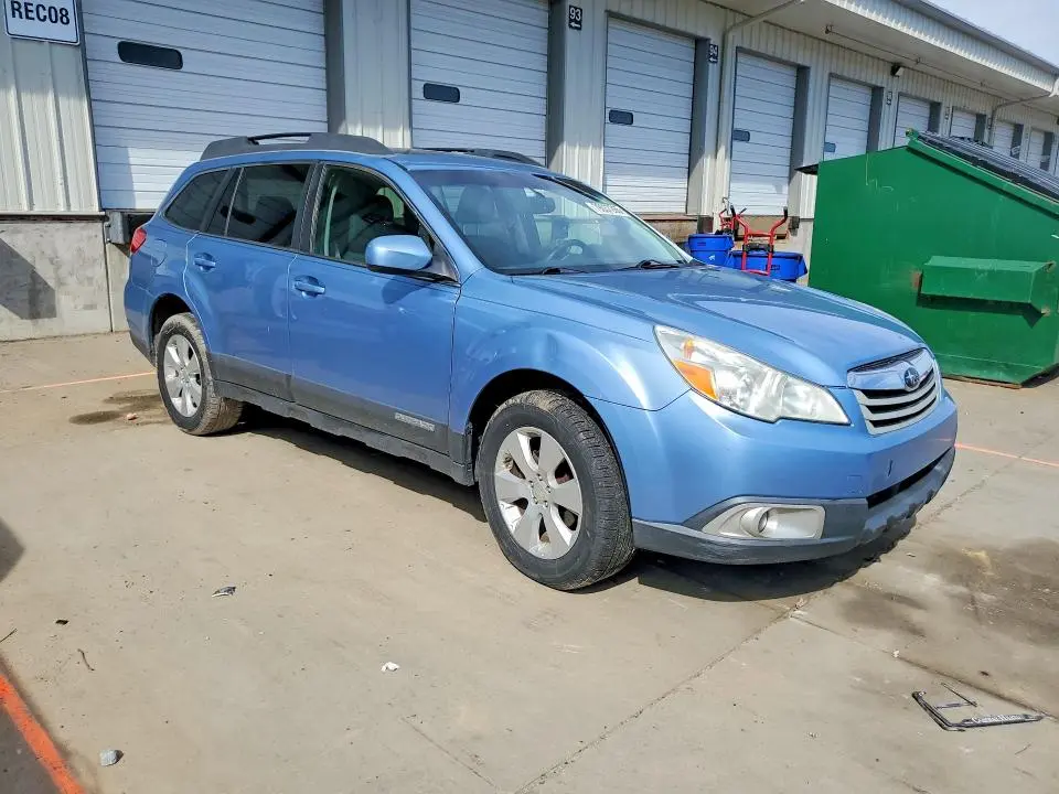 2010 SUBARU OUTBACK 2.5I PREMIUM  