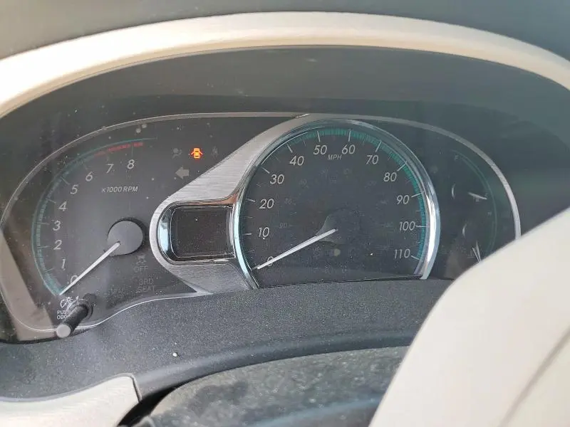2012 TOYOTA SIENNA XLE 8-PASSENGER  