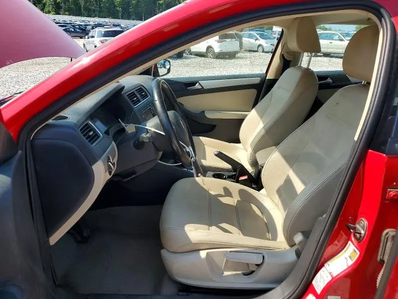 2011 VOLKSWAGEN JETTA SEL  