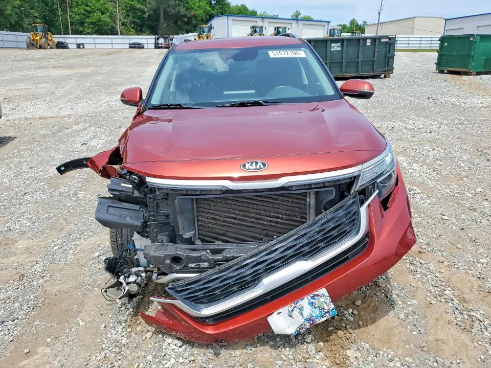 2021 KIA SELTOS S  