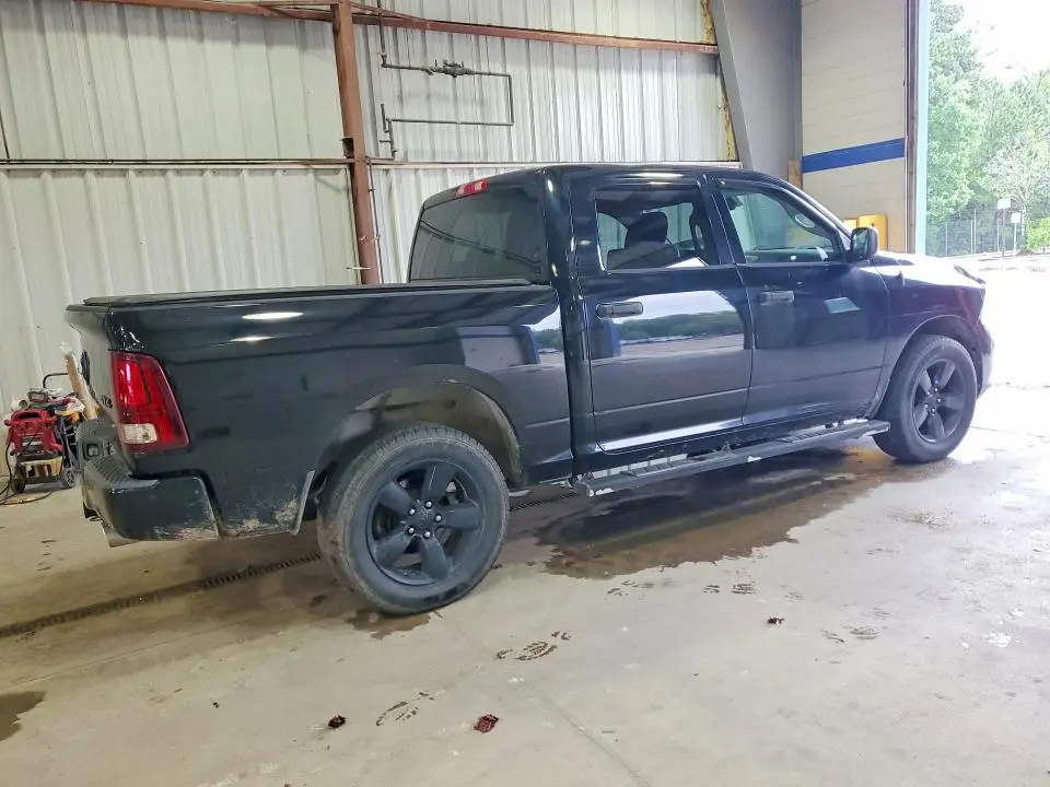 2014 RAM 1500 ST  