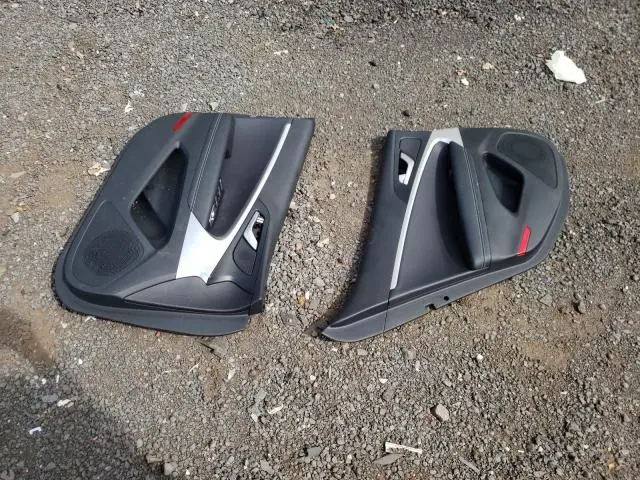 2025 GENESIS G70 BASE  