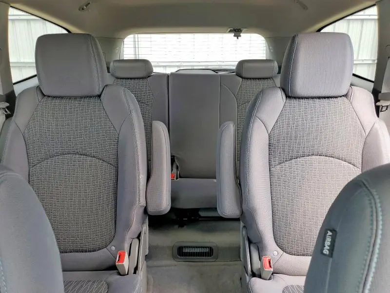 2013 CHEVROLET TRAVERSE LT  