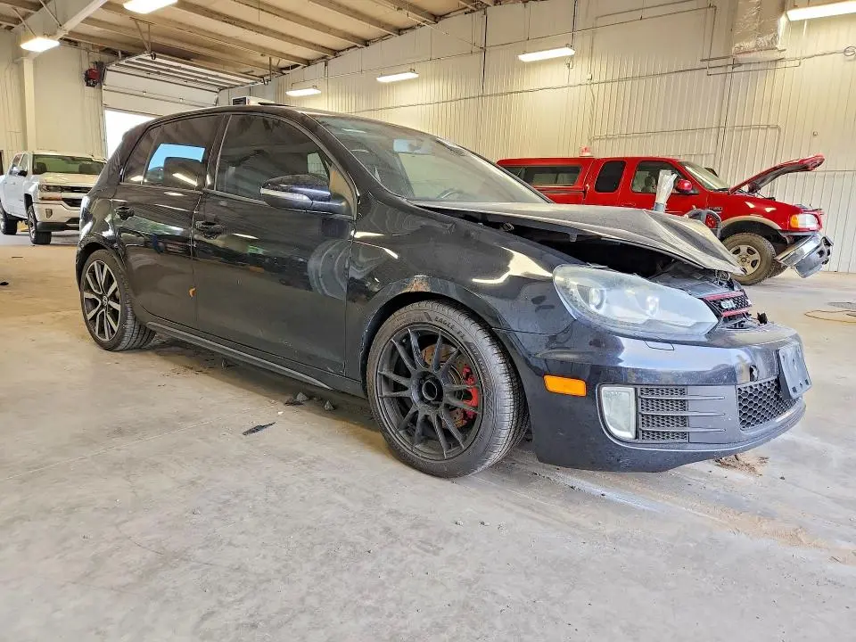 2013 VOLKSWAGEN GTI   