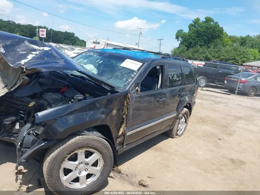 2010 JEEP GRAND CHEROKEE LAREDO