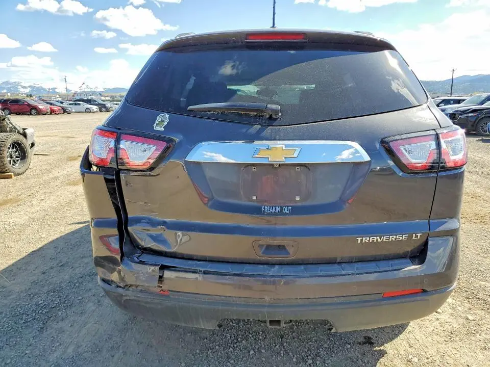 2015 CHEVROLET TRAVERSE LT  