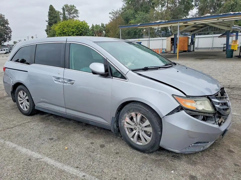 2016 HONDA ODYSSEY SE  