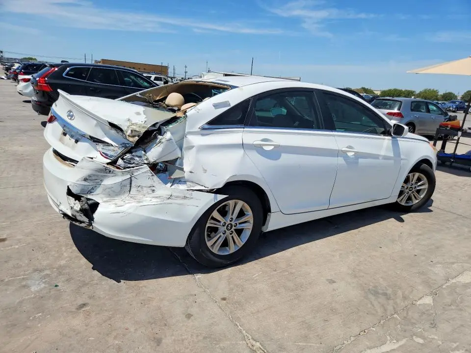 2013 HYUNDAI SONATA GLS  