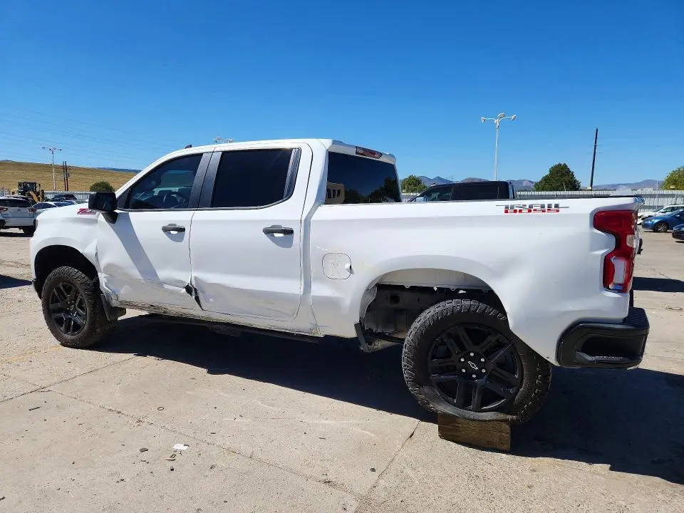 2021 CHEVROLET SILVERADO K1500 TRAIL BOSS CUSTOM  