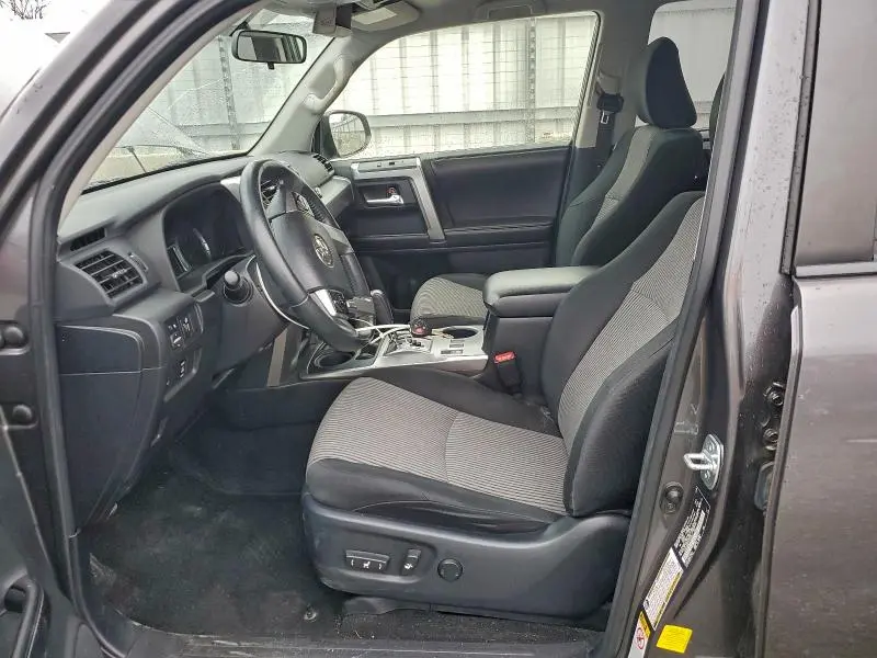 2016 TOYOTA 4RUNNER SR5  