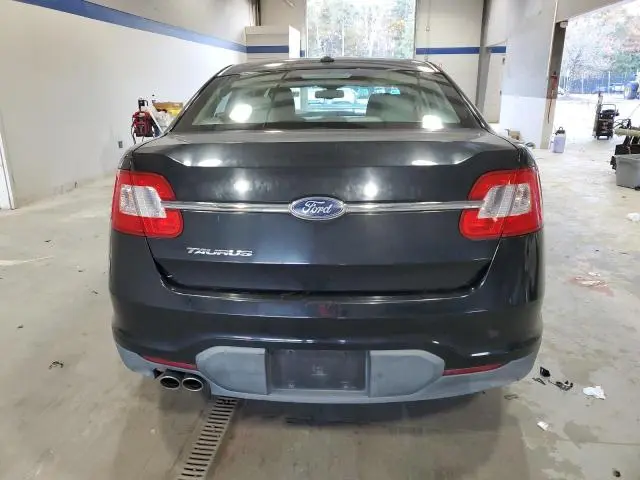 2011 FORD TAURUS SE  