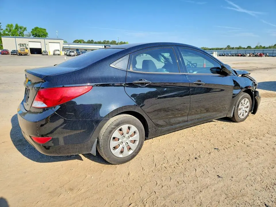 2015 HYUNDAI ACCENT GLS  