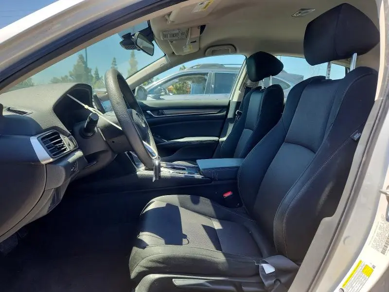2019 HONDA ACCORD LX  