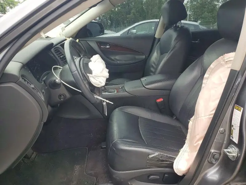 2016 INFINITI QX50 BASE  