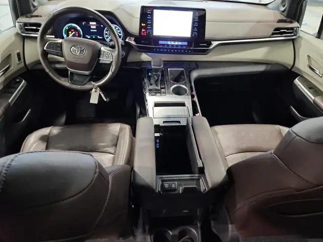 2021 TOYOTA SIENNA LIMITED  