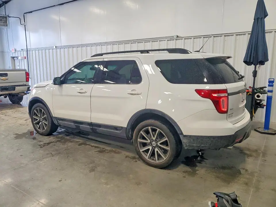 2015 FORD EXPLORER XLT  