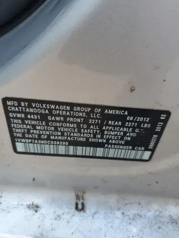 2013 VOLKSWAGEN PASSAT SE  