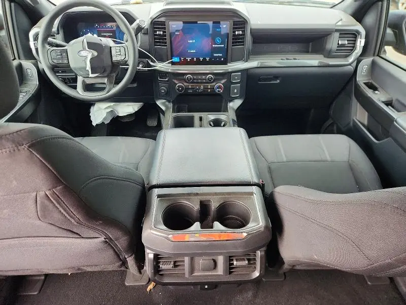 2025 FORD F150 STX  