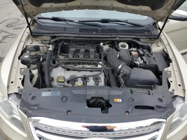 2011 FORD TAURUS LIMITED  