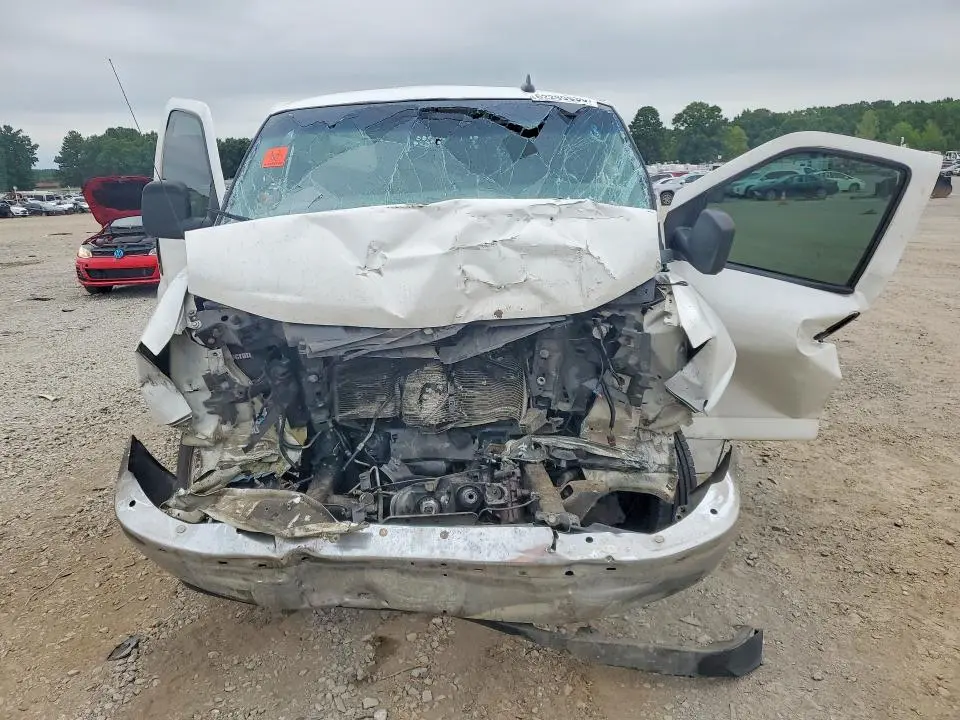 2020 GMC SAVANA G2500  