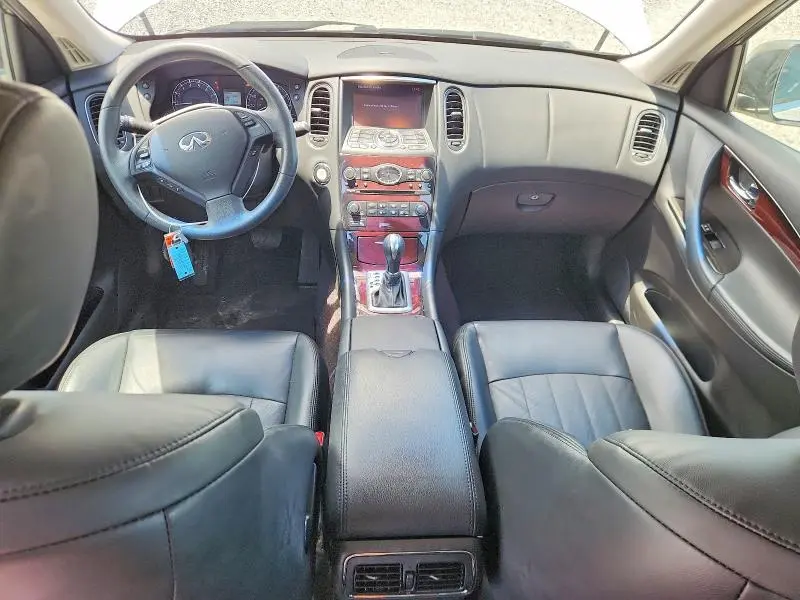 2017 INFINITI QX50 BASE  