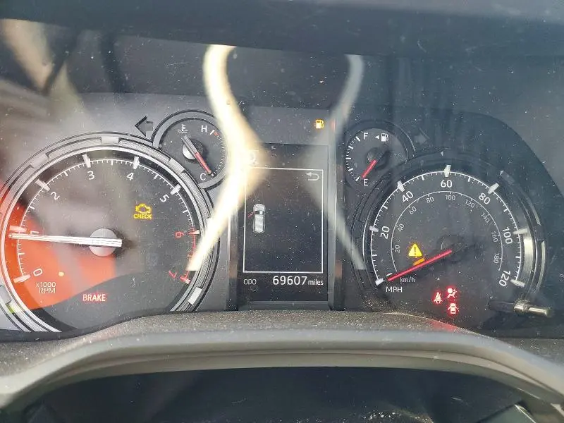 2020 TOYOTA 4RUNNER SR5  