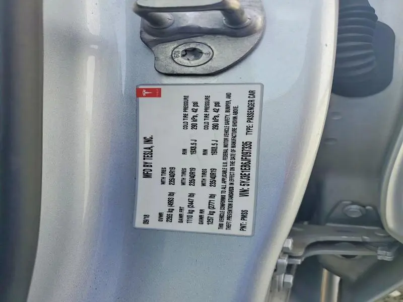 2018 TESLA MODEL 3   