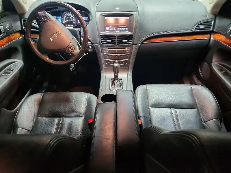 2013 LINCOLN MKT   