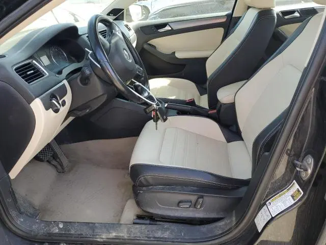 2013 VOLKSWAGEN JETTA SEL  