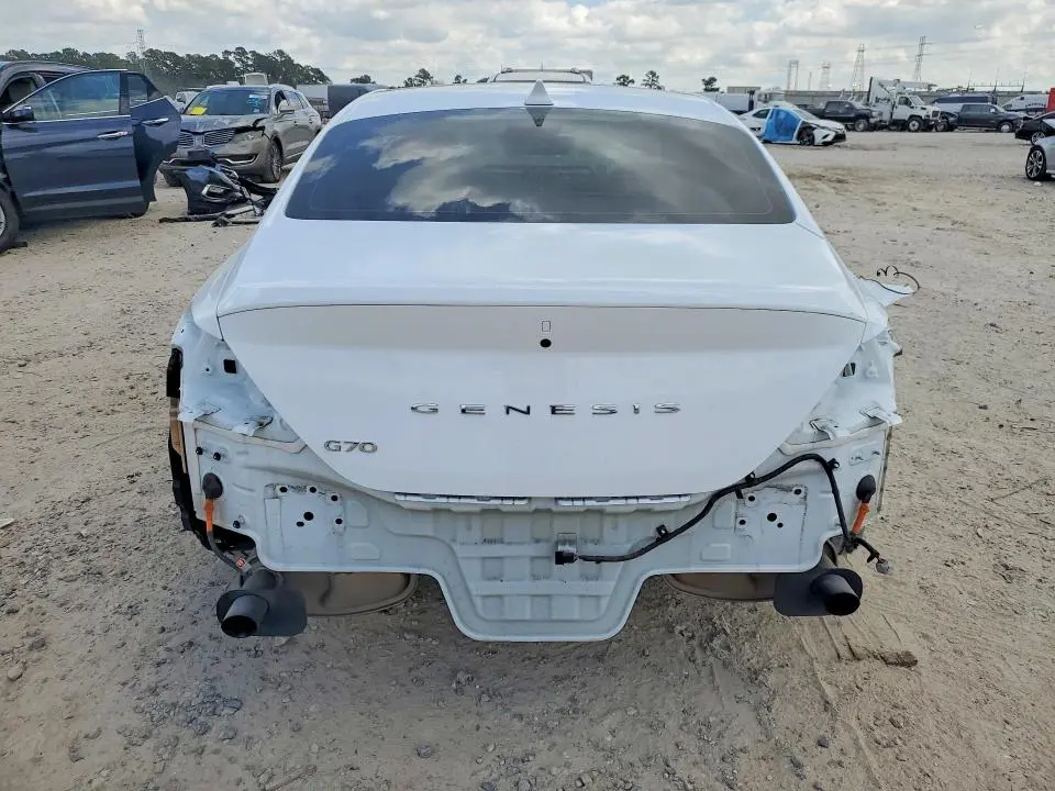 2024 GENESIS G70 2.5T STANDARD  