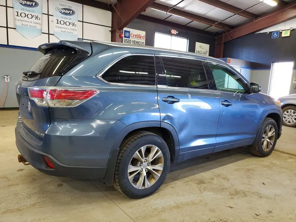 2014 TOYOTA HIGHLANDER XLE  