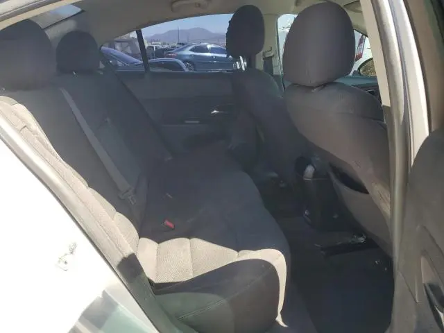 2012 CHEVROLET CRUZE LT  