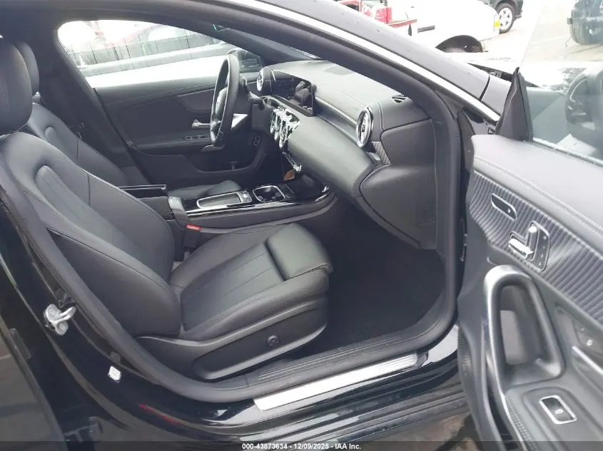 2025 MERCEDES-BENZ CLA 250 COUPE  