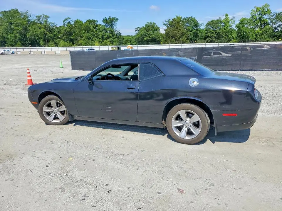 2017 DODGE CHALLENGER SXT  