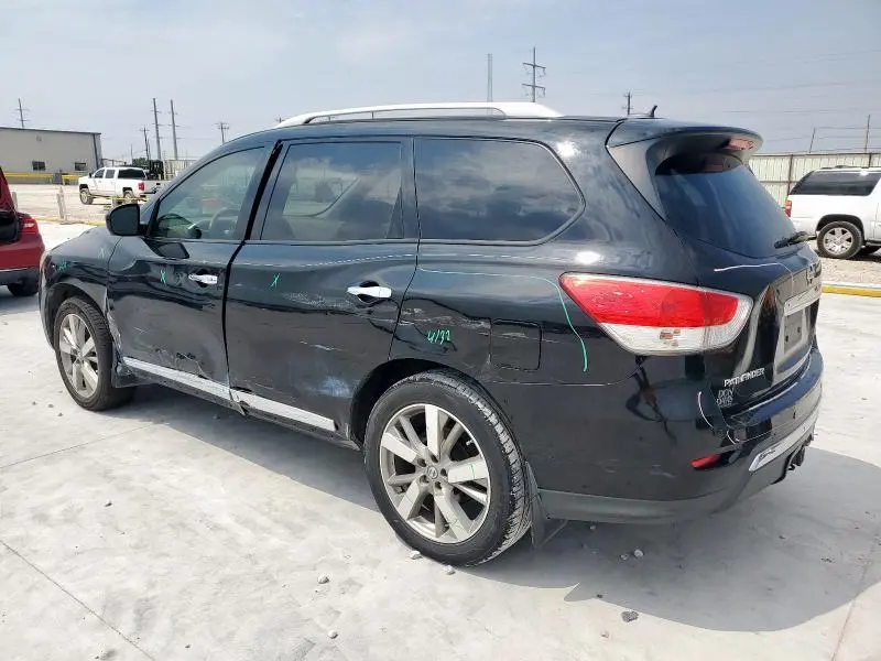 2013 NISSAN PATHFINDER S  