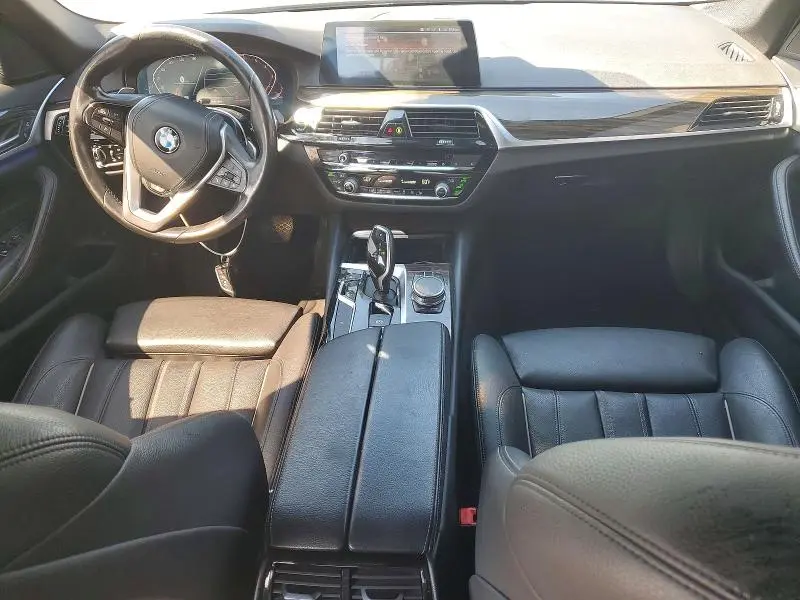 2020 BMW 530 I  