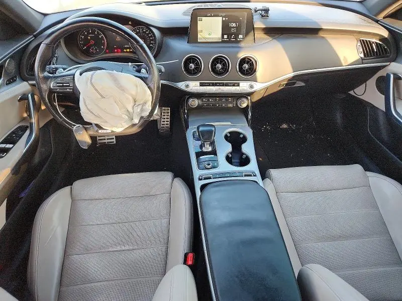 2018 KIA STINGER GT2  