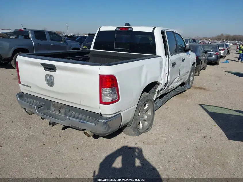 2023 RAM 1500 BIG HORN  4X2 5'7 BOX