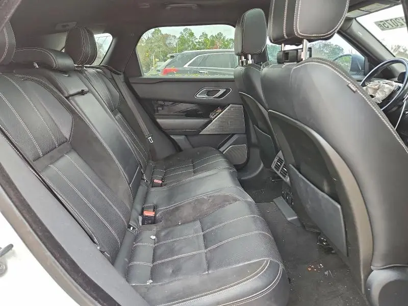 2018 LAND ROVER RANGE ROVER VELAR R-DYNAMIC SE  