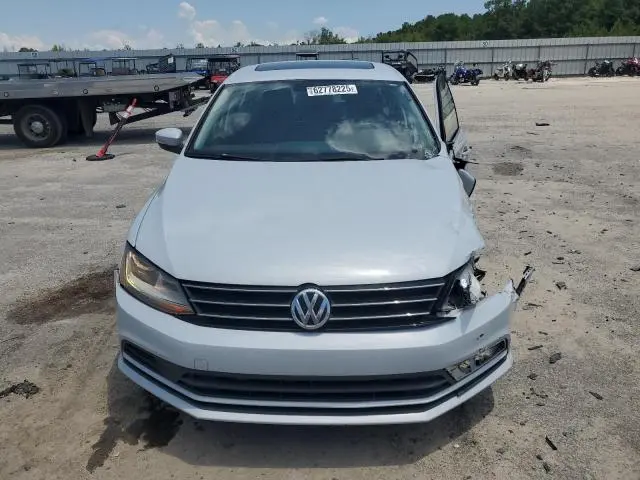 2017 VOLKSWAGEN JETTA SE  